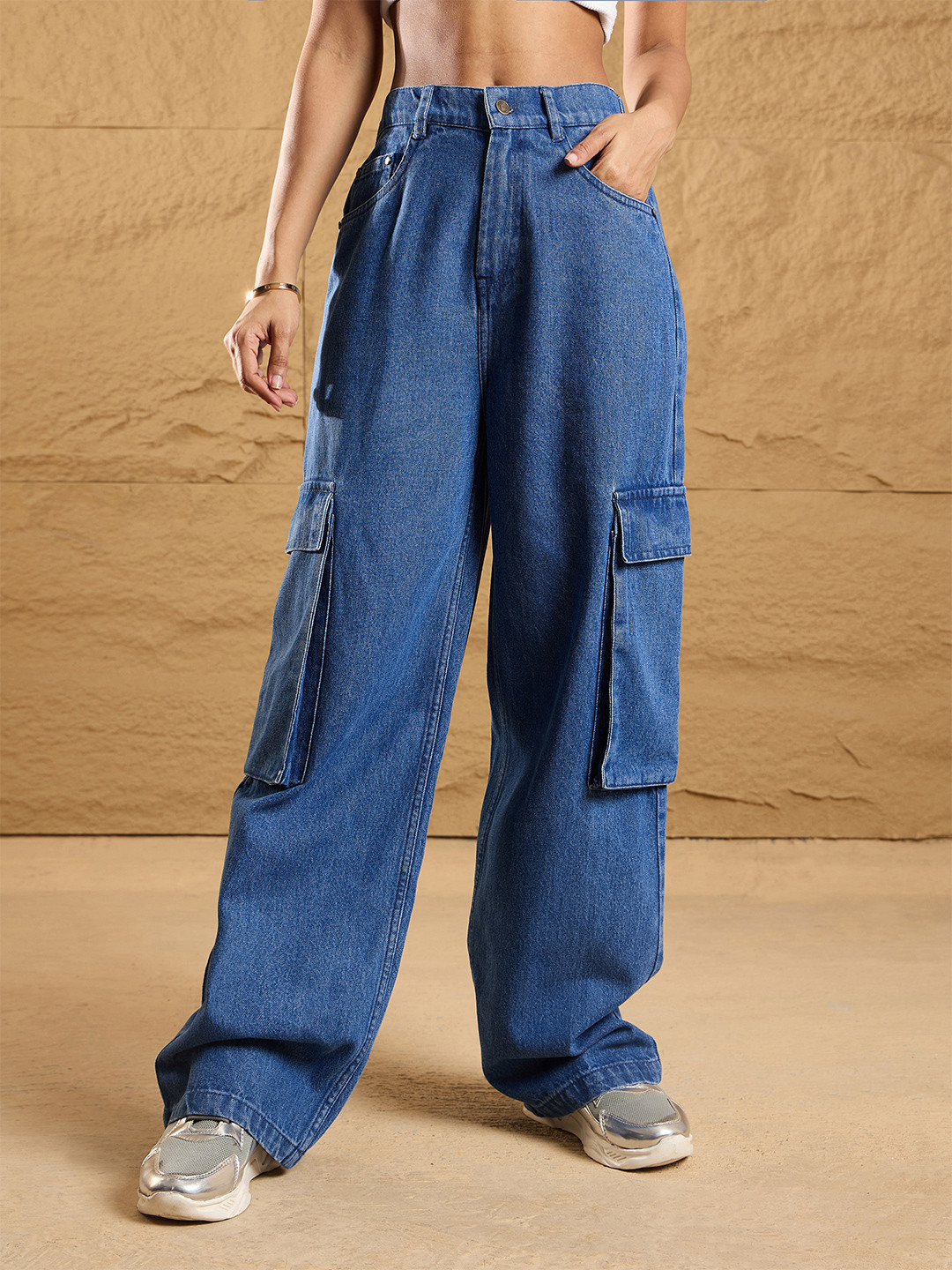 

SASSAFRAS Women Comfort Straight Fit High-Rise Mildly Distressed Cargo Styles Jeans, Blue