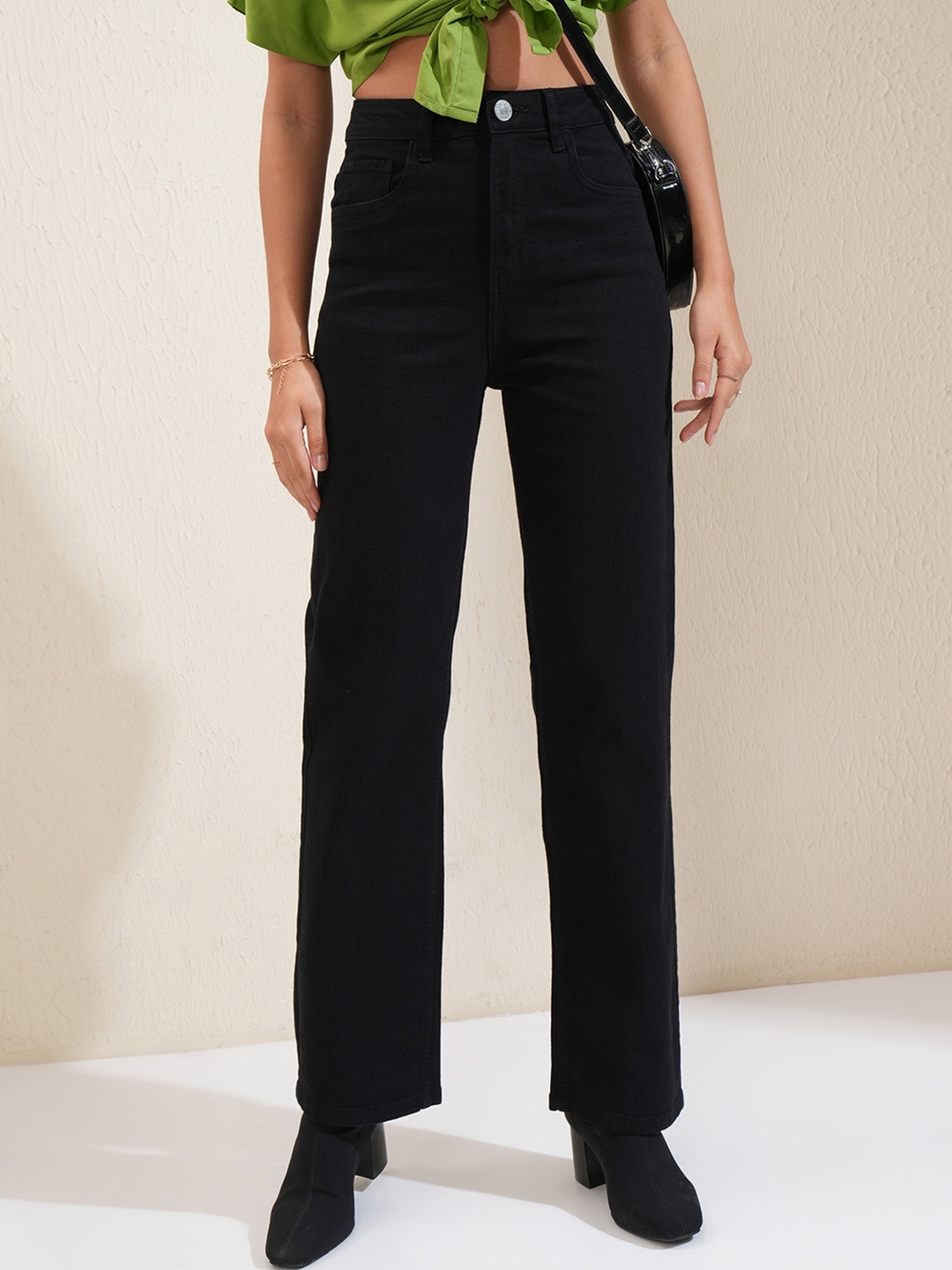 

Tokyo Talkies Women Straight Fit Stretchable Jeans, Black