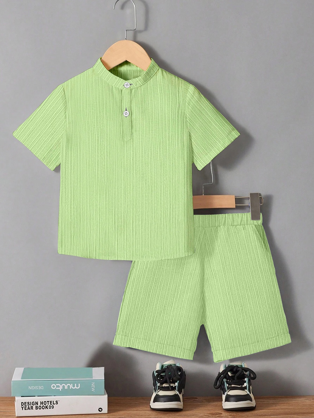 

OMPAX Boys Self Design Mandarin Collar T-shirt With Short, Green