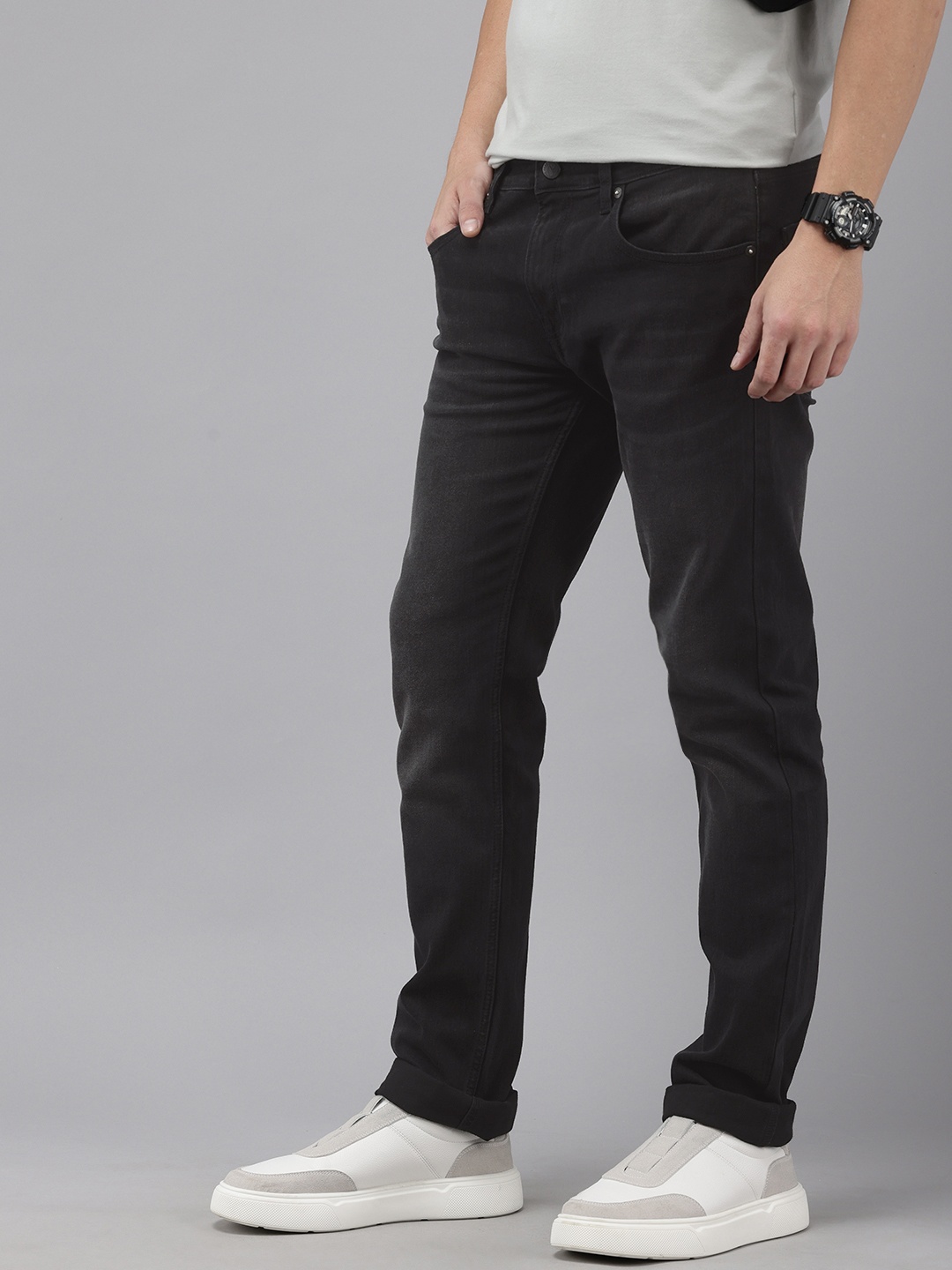 

Pepe Jeans Men Vapour Slim Fit Light Fade Stretchable Jeans, Black