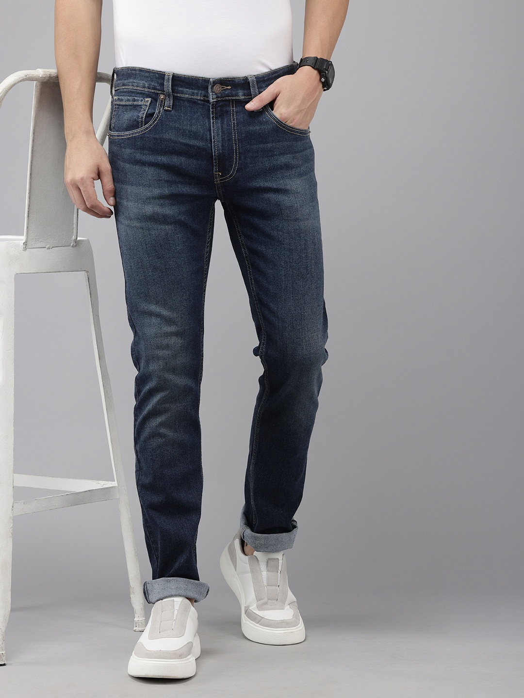 

Pepe Jeans Men Vapour Slim Fit Light Fade Stretchable Jeans, Blue