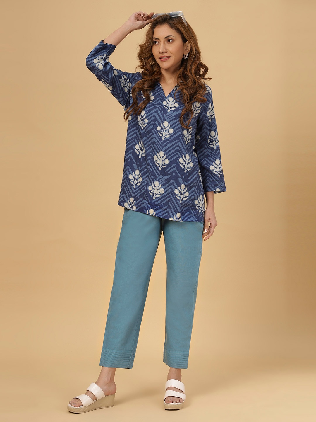 

Bottoms.love Women Comfort Straight Fit Cotton Linen Mid-Rise Trousers, Blue