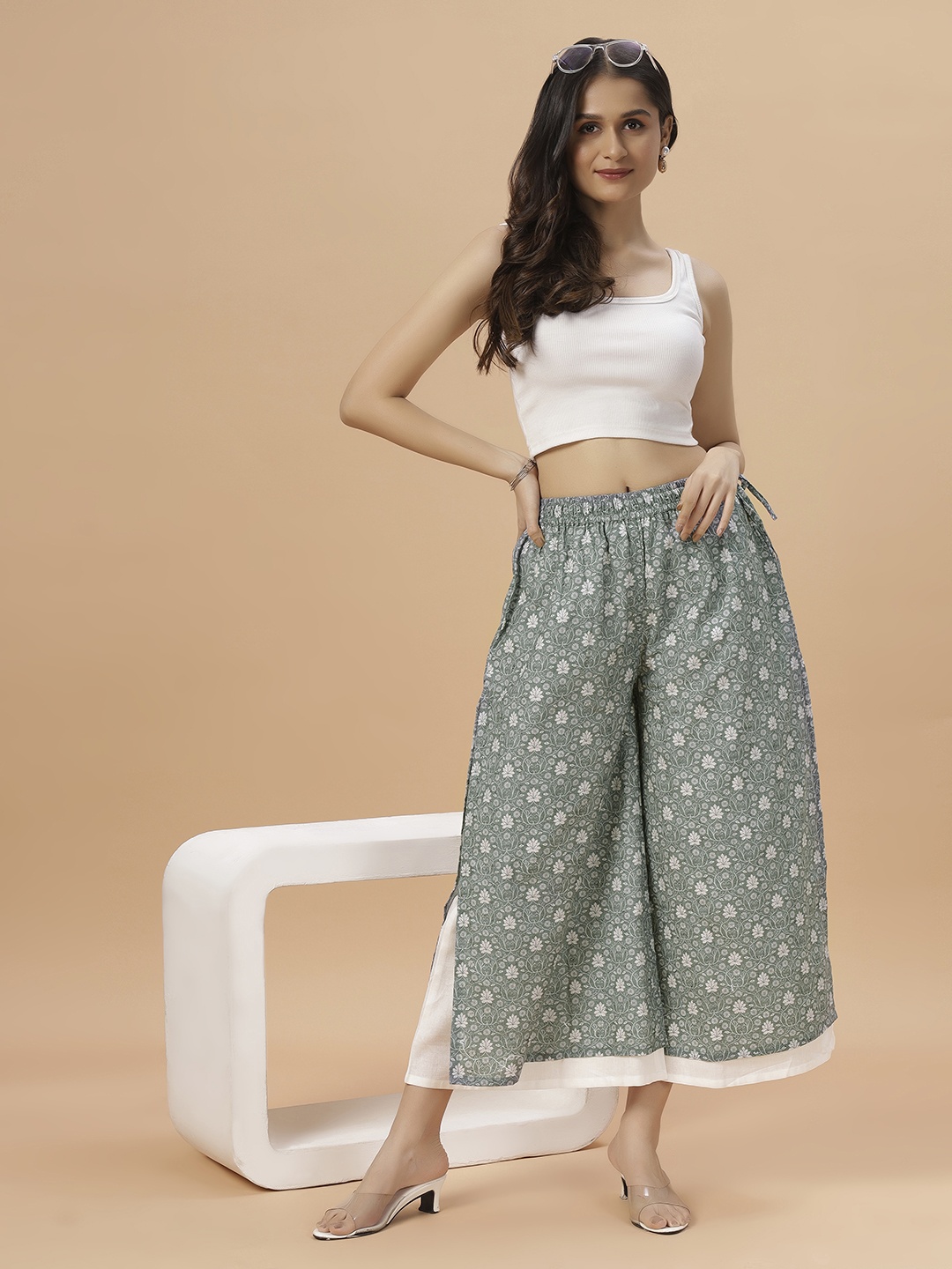 

Bottoms.love Women Floral Printed Cropped Ethnic Palazzos, Green