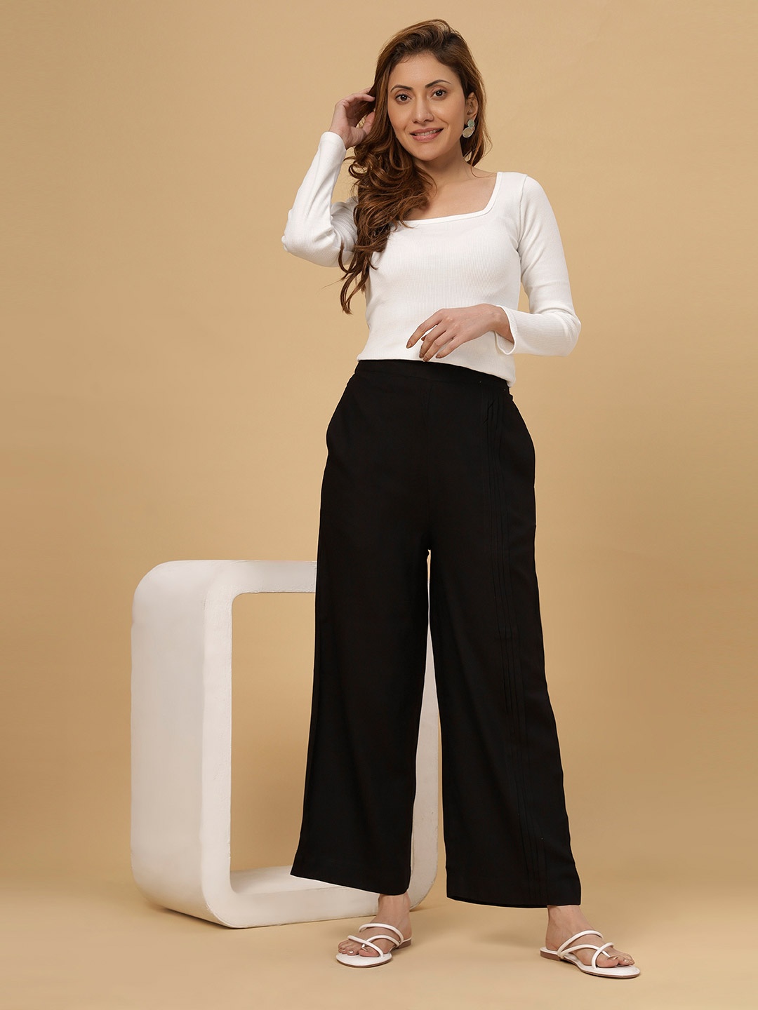 

Bottoms.love Women Palazzos, Black