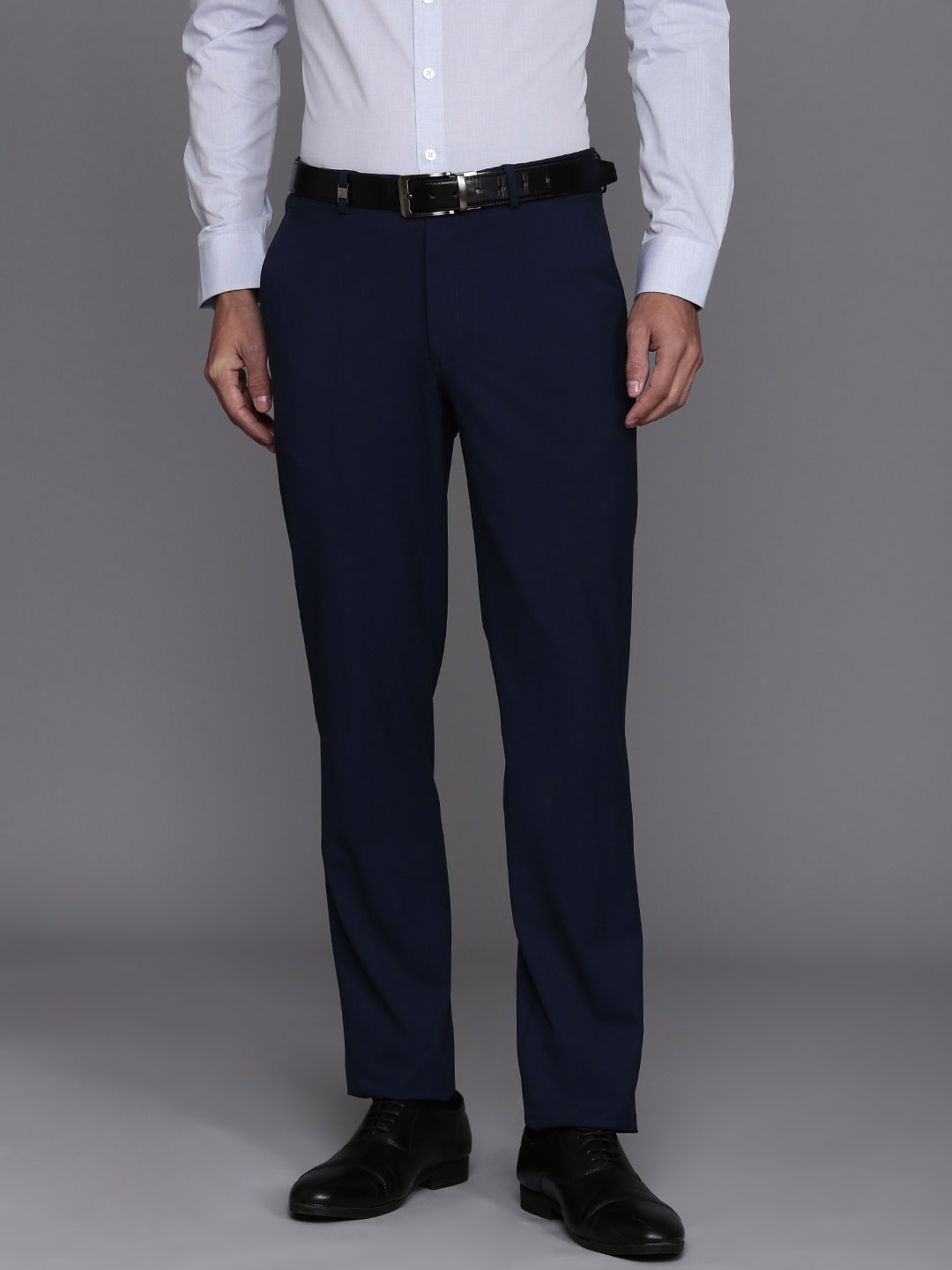 

Louis Philippe Men Slim Fit Trousers, Navy blue