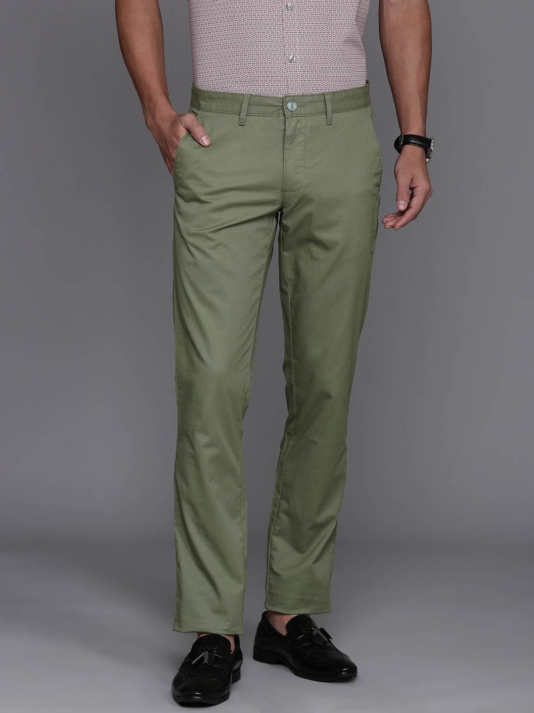 

Louis Philippe Sport Men Tapered Fit Smart Casual Chinos Trousers, Olive