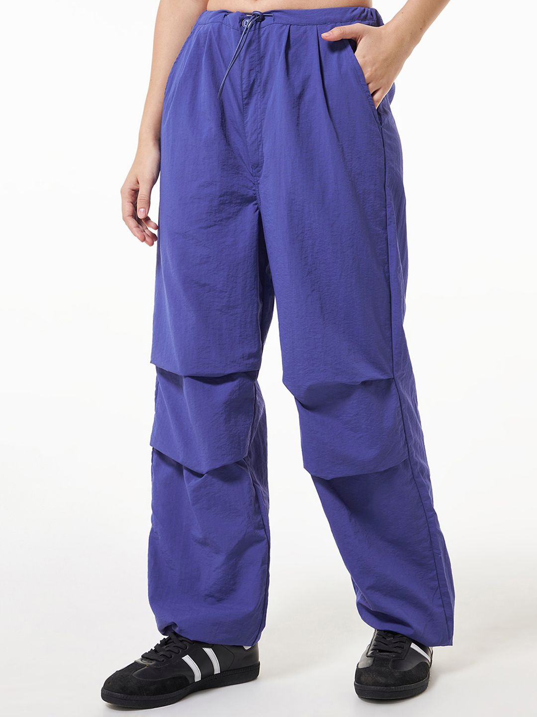 

Bewakoof Women Loose Fit High-Rise Joggers Trousers, Blue