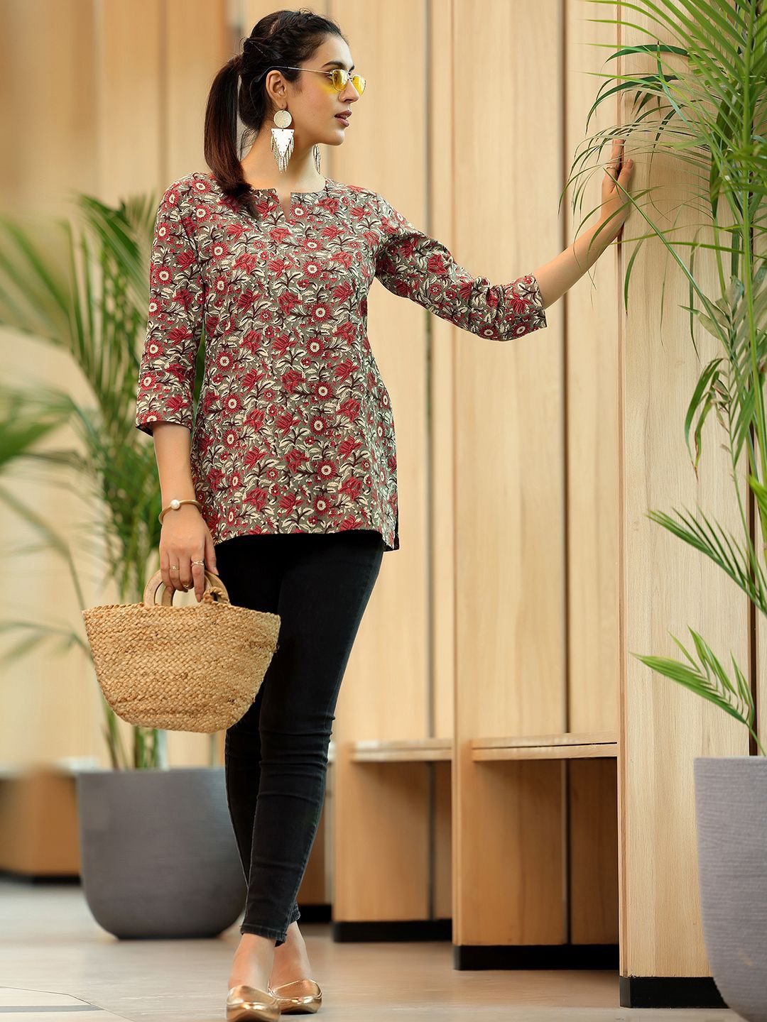 

Libas Floral Printed Pure Cotton Kurti, Brown