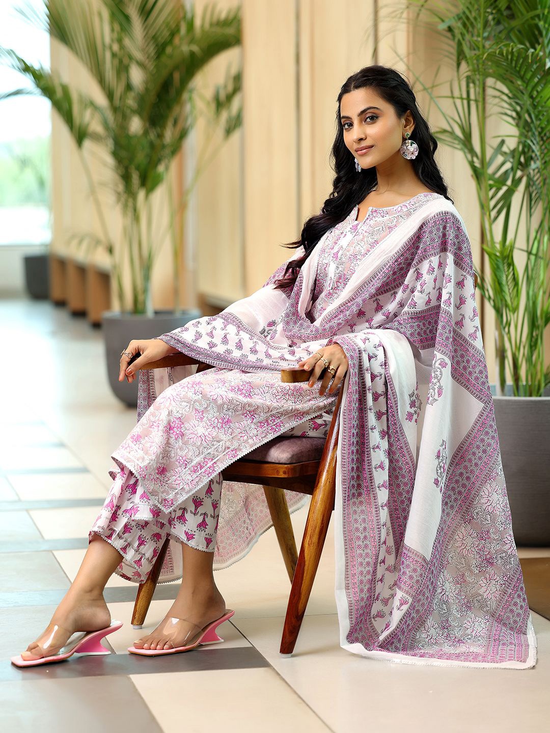 

Libas Floral Printed Straight Gotta Patti Pure Cotton Kurta with Palazzos & Dupatta, Pink