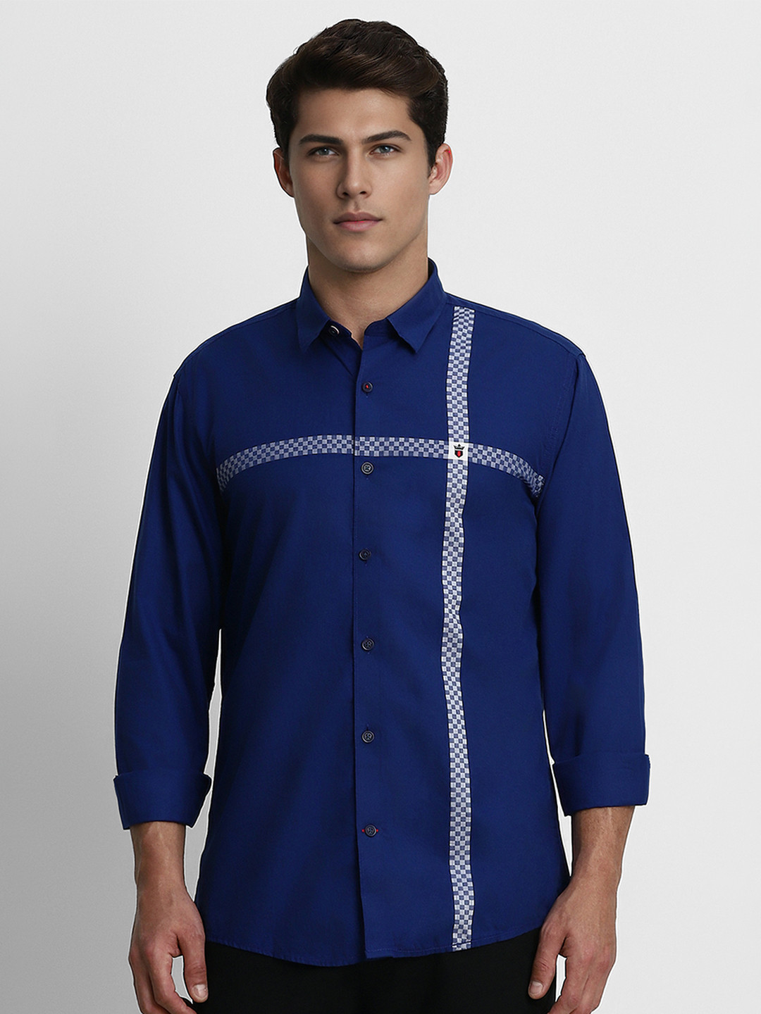 

Louis Philippe Sport Men Spread Collar Geometric Printed Cotton Slim Fit Casual Shirt, Blue