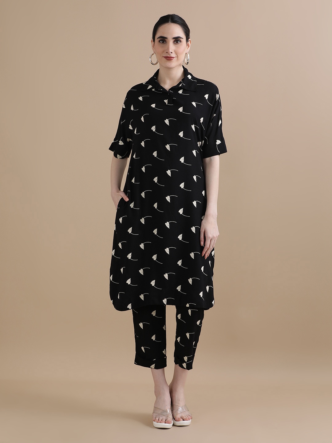 

BLACK & BLAH BLAH Set of 2 Relaxed Fit Printed Liva Monochrome Kurta and Trouser