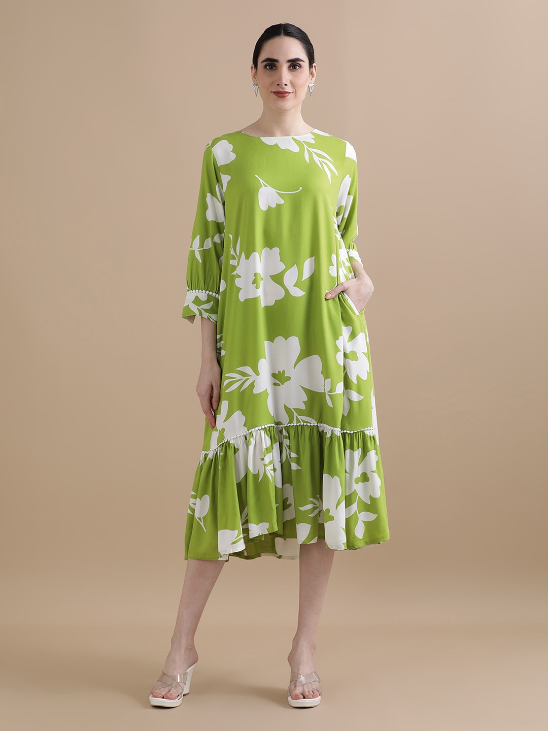 

BLACK & BLAH BLAH Relaxed Fit Floral Printed Tiered Liva Midi Dress, Green