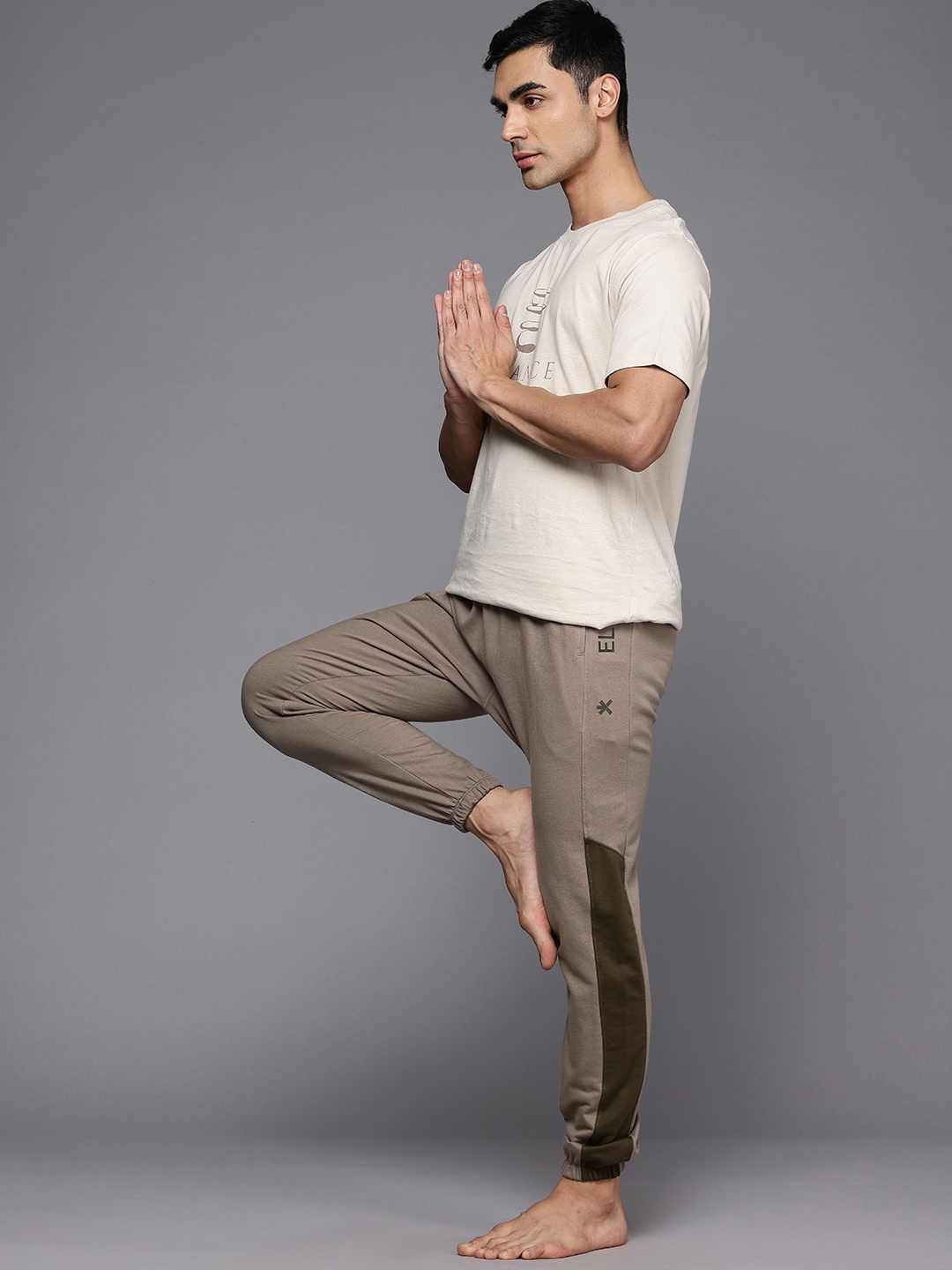 

HRX by Hrithik Roshan Men Yoga Joggers, Taupe