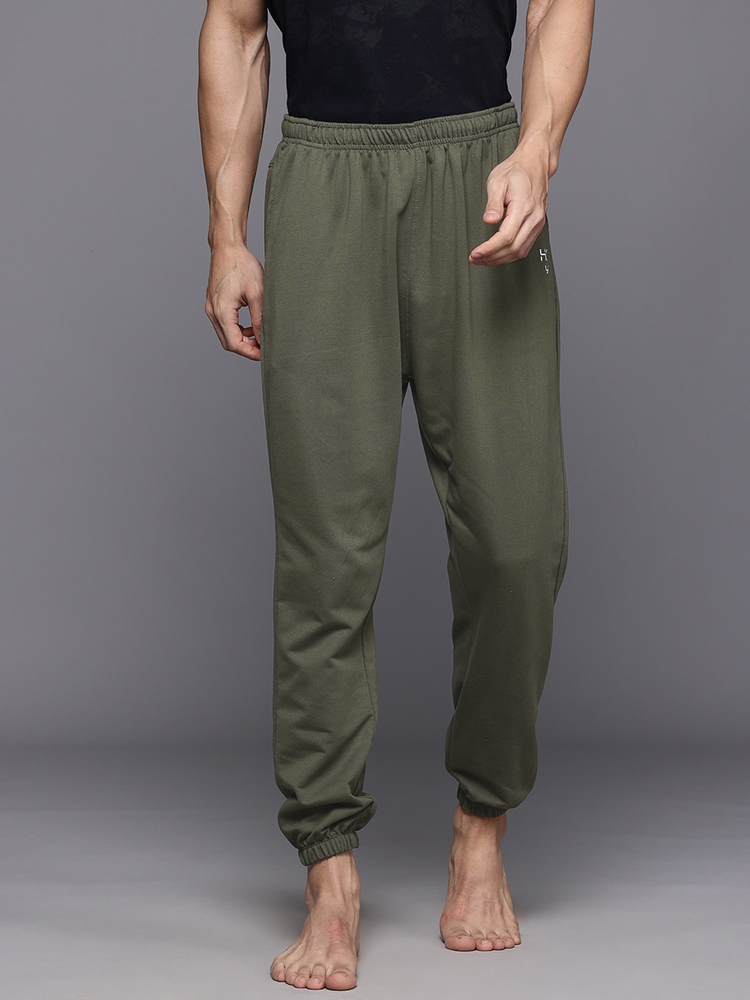 

HRX by Hrithik Roshan Men Nowness Supernature Yoga Joggers, Olive