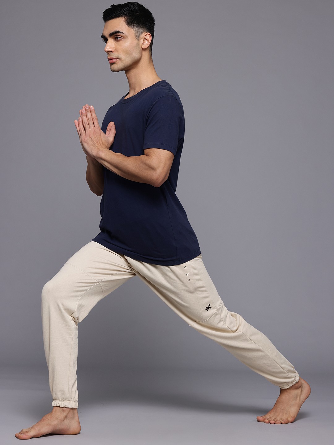 

HRX by Hrithik Roshan Men Jogger Style Yoga Track Pants, Beige