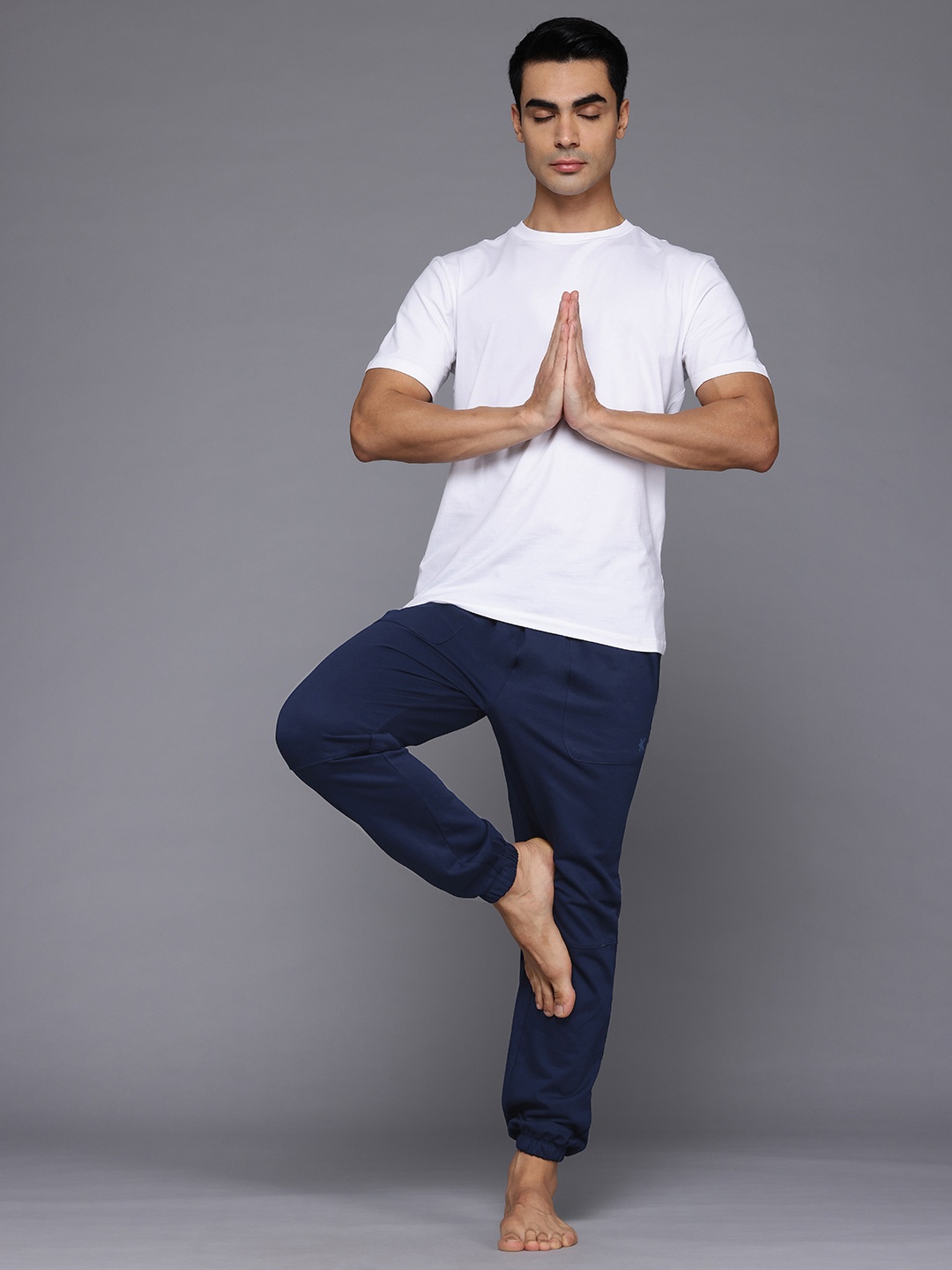 

HRX by Hrithik Roshan Men Regular Fit Yoga Joggers, Navy blue