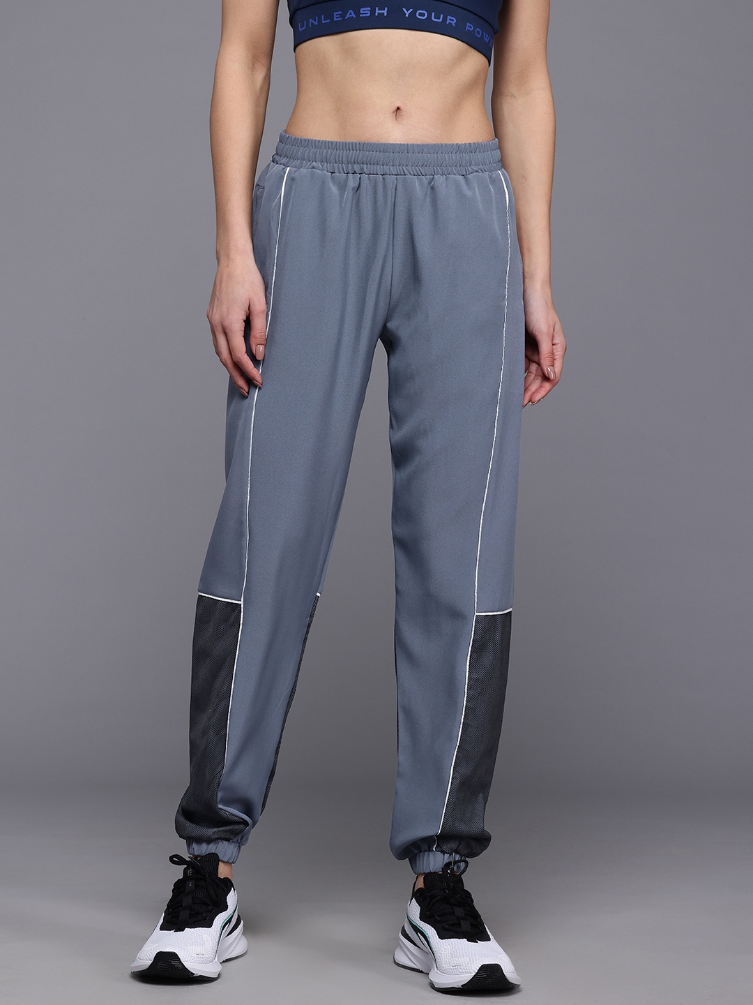 

HRX by Hrithik Roshan Women Colourblocked Training Joggers, Grey