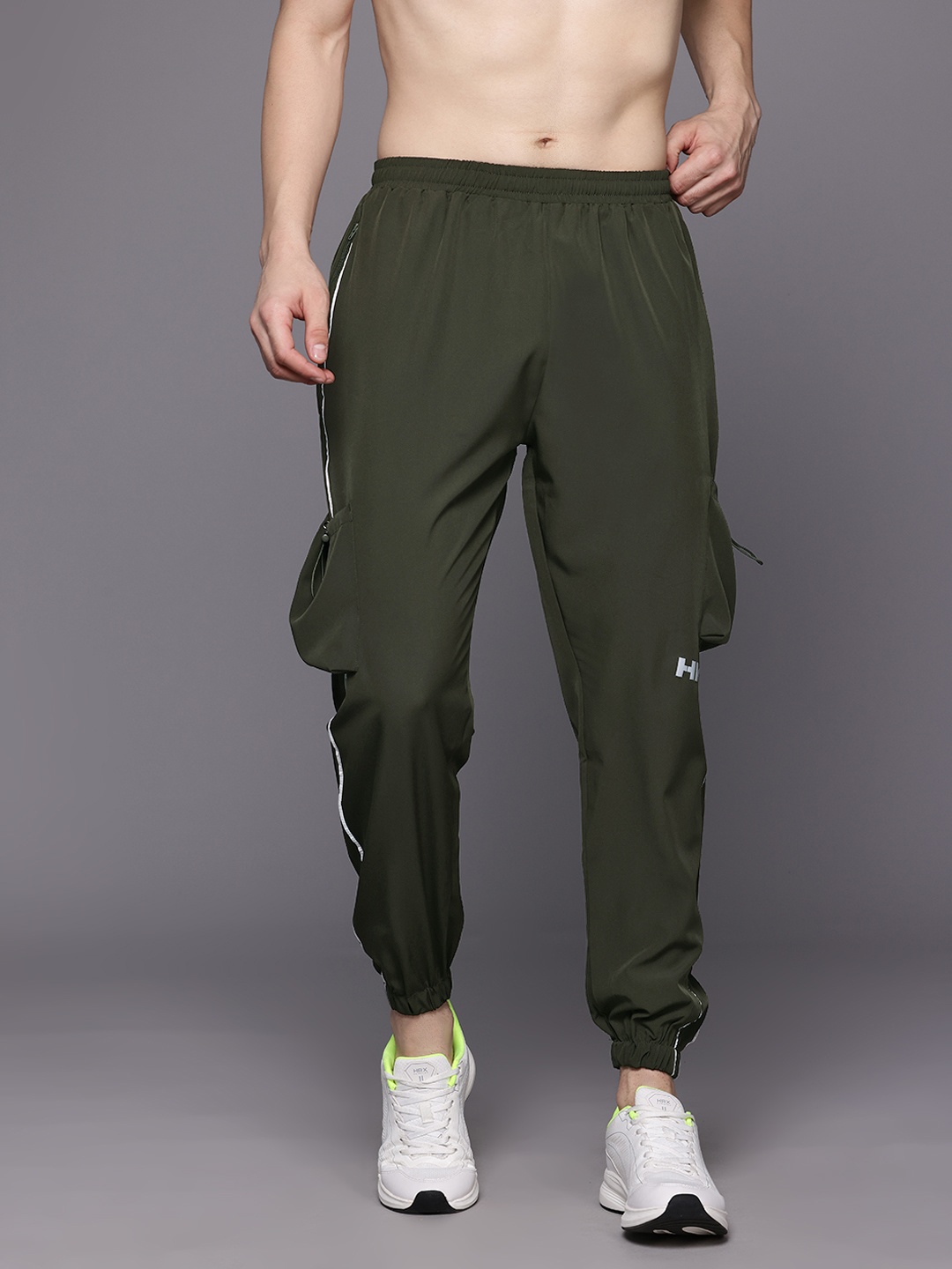 

HRX by Hrithik Roshan Men Rapid-Dry Training Joggers, Olive