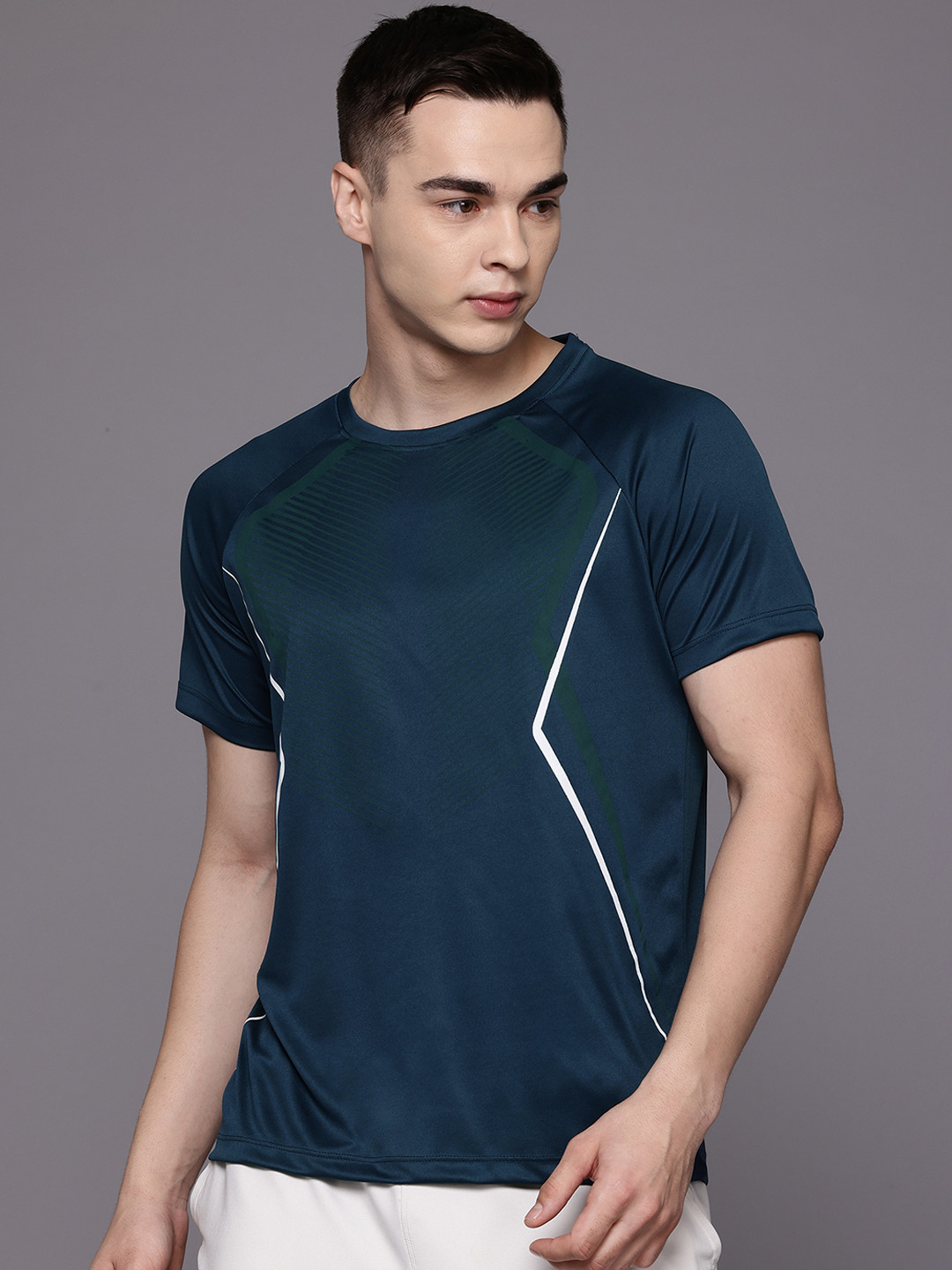 

HRX by Hrithik Roshan Striped Rapid-Dry Training T-shirt, Navy blue