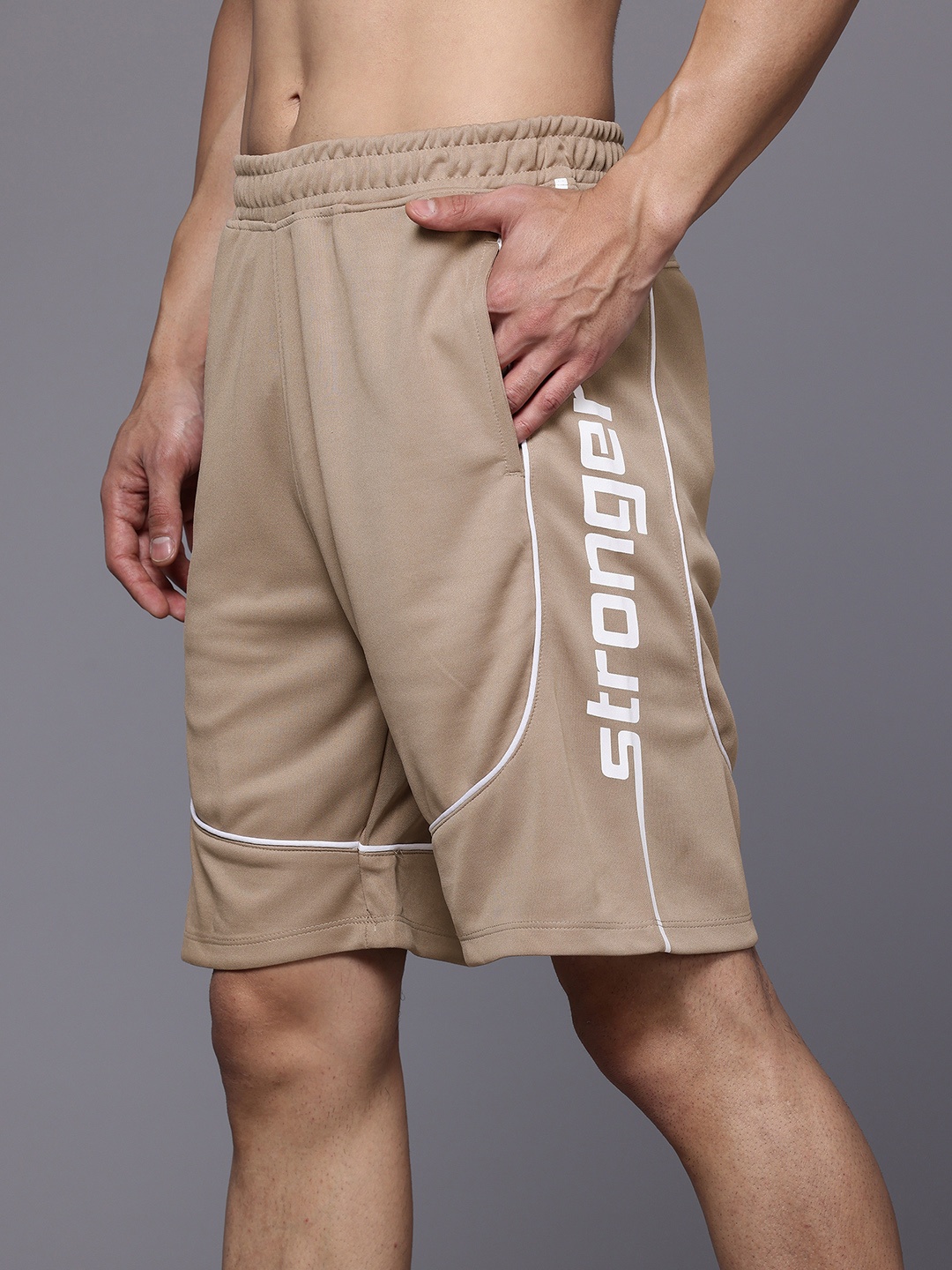 

HRX by Hrithik Roshan Men Printed Training Shorts, Beige