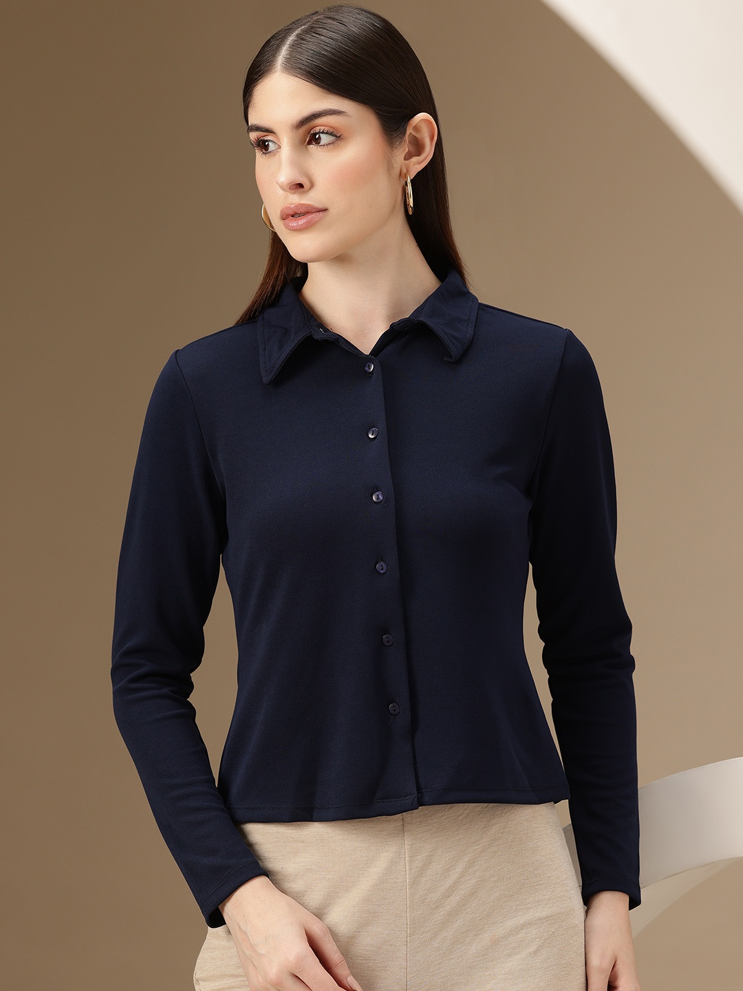 

Chemistry Spread Collar Fitted Knitted Shirt, Navy blue