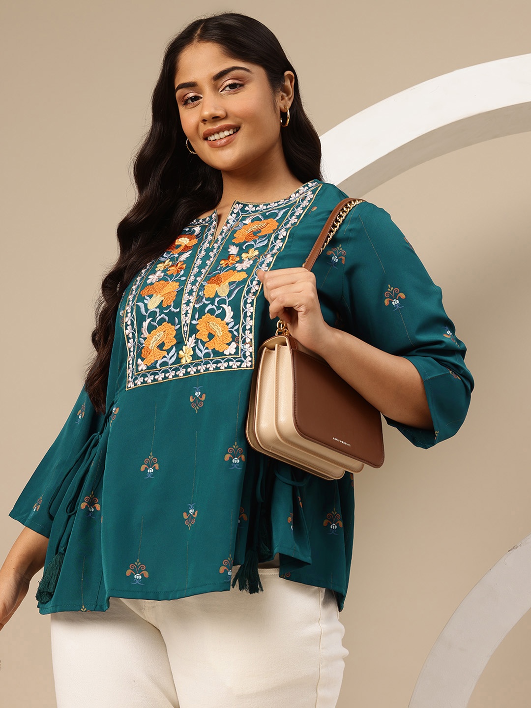 

Sztori Plus Size Embroidered Tie-Up Detail Short Kurti, Teal
