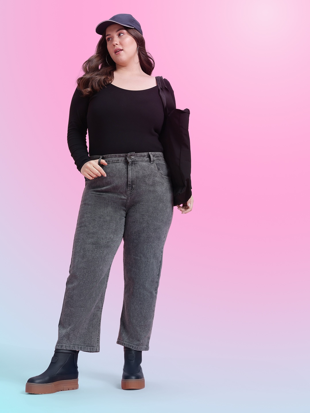 

DressBerry Curve Women Straight Fit Cropped Jeans, Charcoal