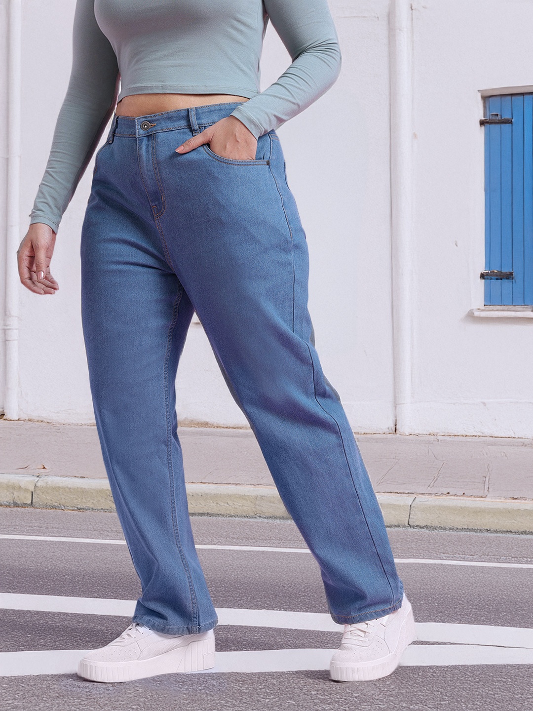

DressBerry Curve Women Plus Size Straight Fit Stretchable Jeans, Blue