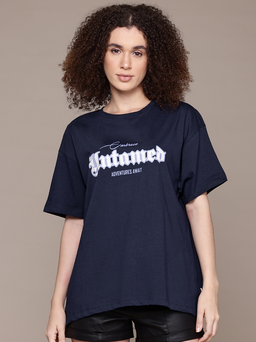 

The Roadster Lifestyle Co. Typography Print Drop-Shoulder Sleeves Pure Cotton T-shirt, Navy blue