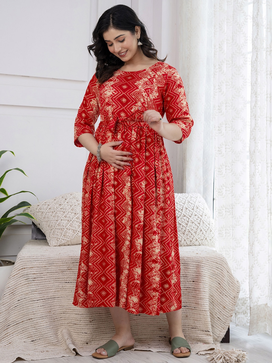 

Nayo Print Geometric Print Maternity Maxi Dress, Red