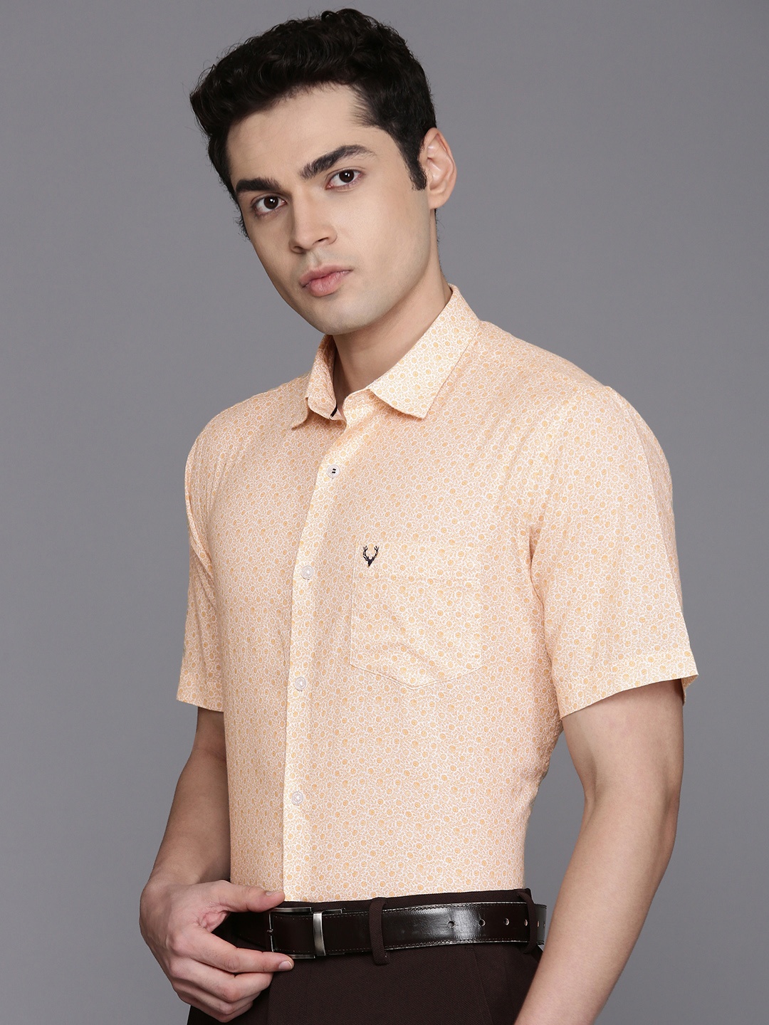 

Allen Solly Cotton Linen Classic Fit Floral Printed Formal Shirt, Orange