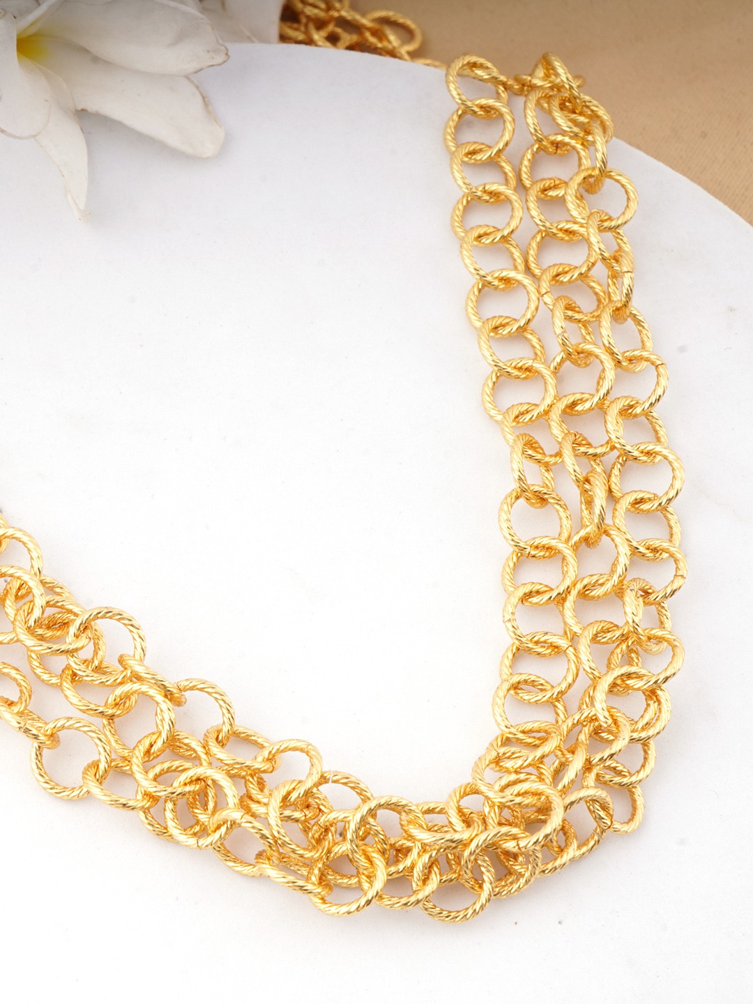 

DressBerry Gold Plated Necklace