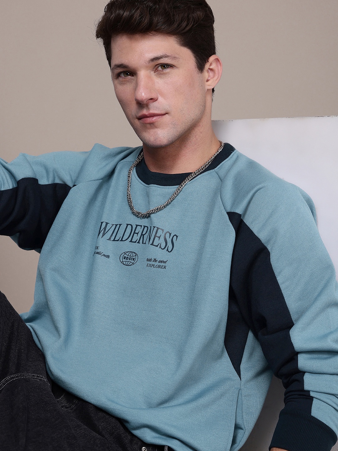 

The Roadster Life Co. Relaxed Fit Colourblocked Pullover Sweatshirt, Blue