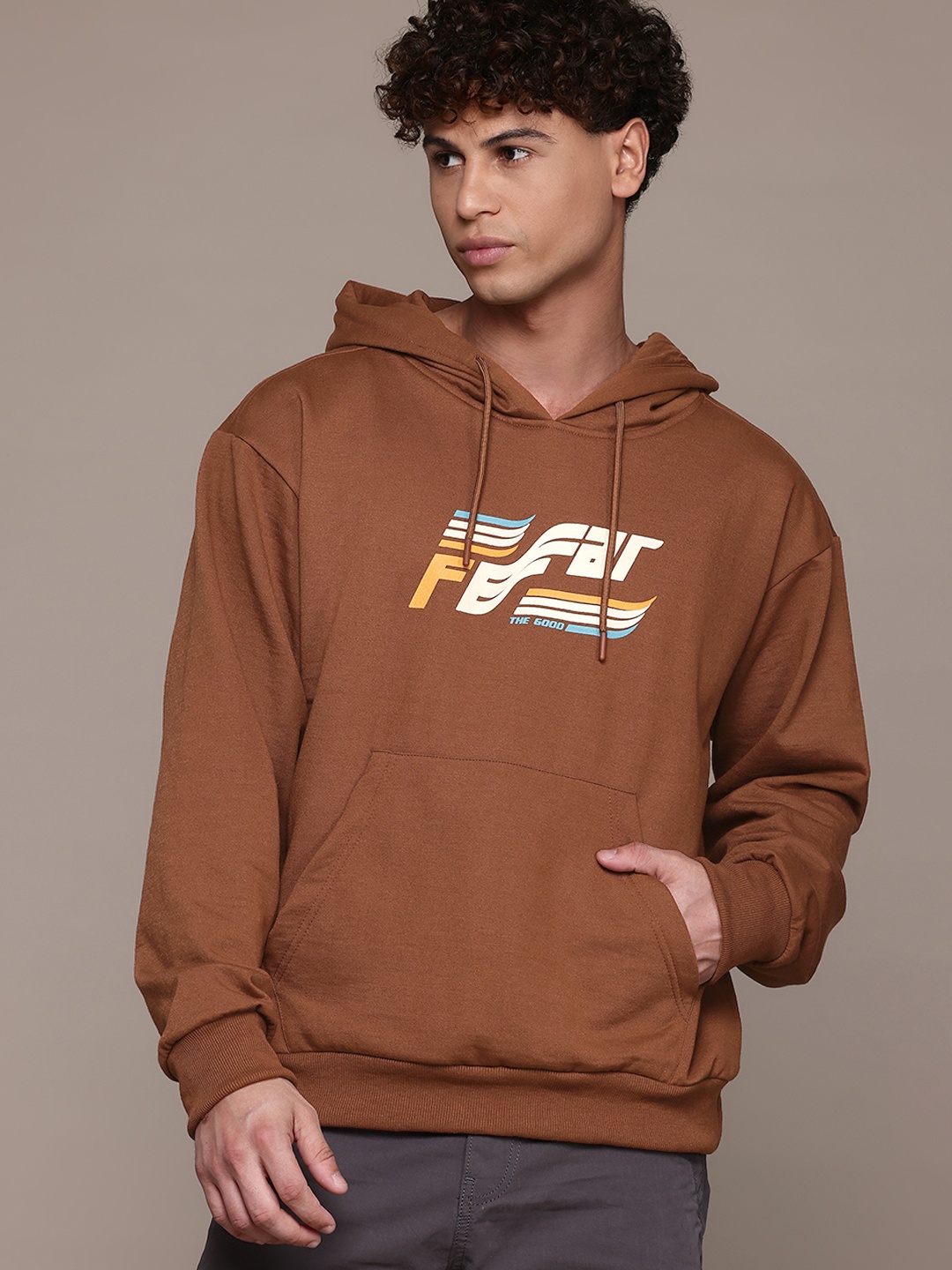 

The Roadster Lifestyle Co. Brand-Logo Print Oversize Hooded Sweatshirt, Brown