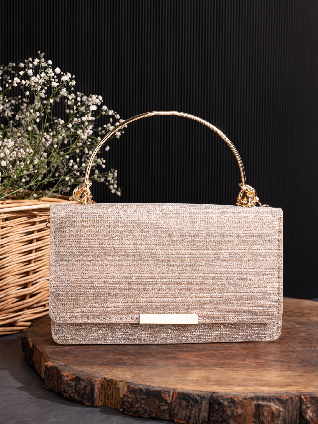 

Women Metal Handle Handbag, Gold