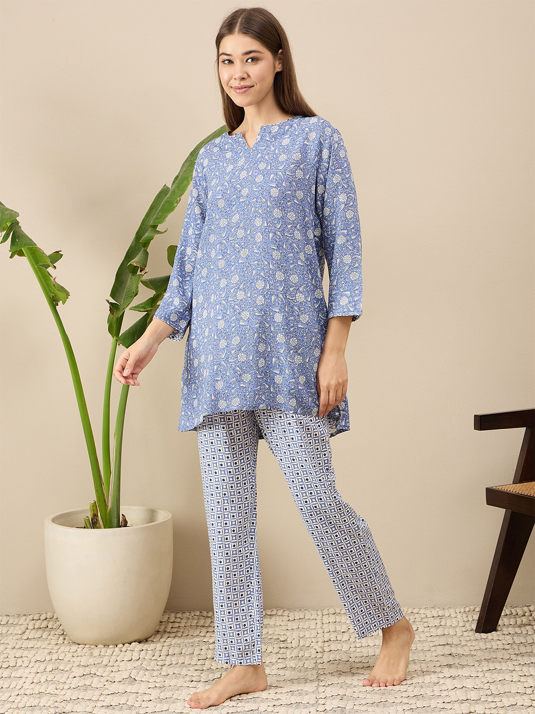 

July Women Floral Printed Night Suits, Blue