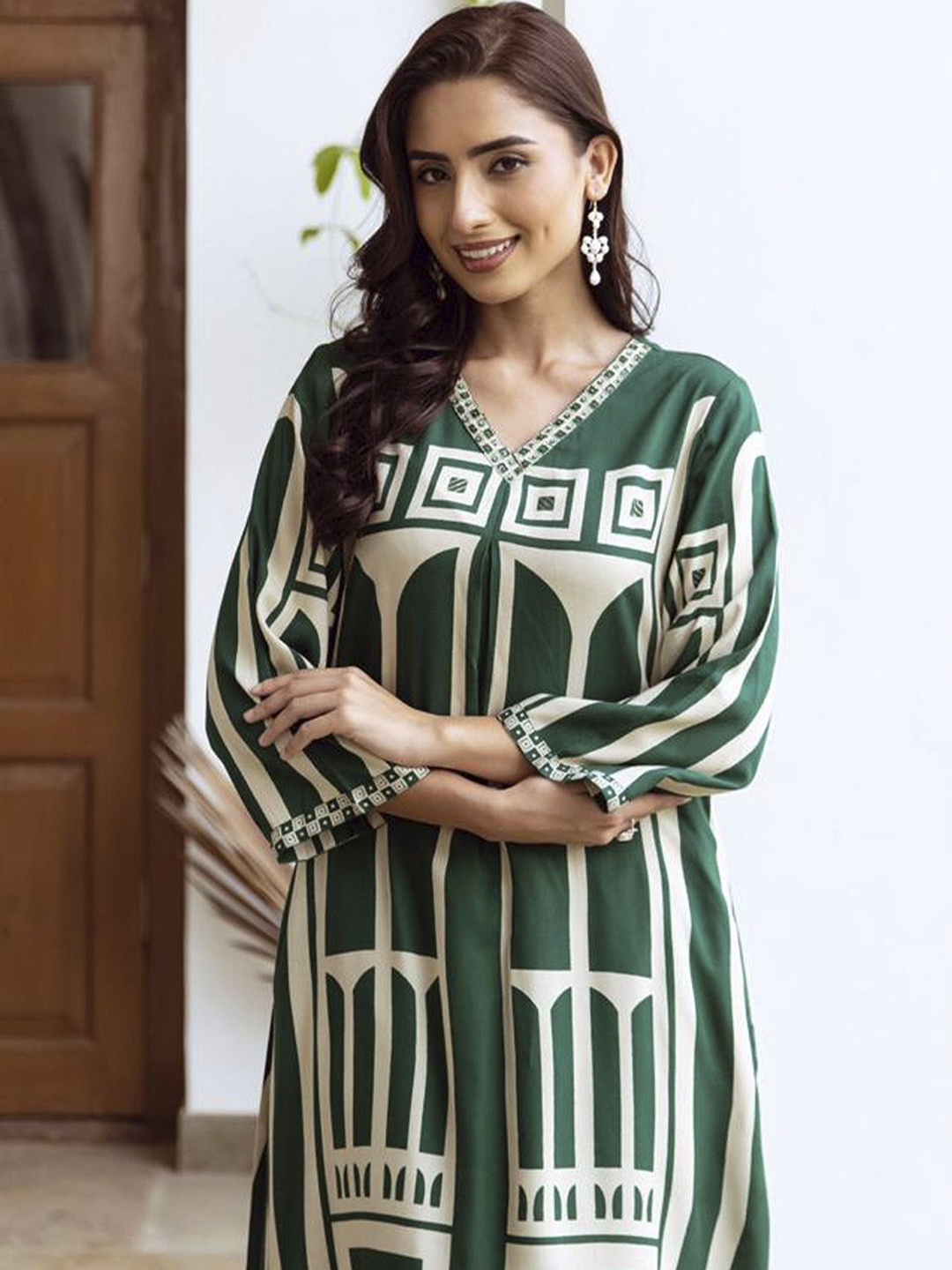 

Indo Era Geometric Printed Kurta with Palazzos, Green