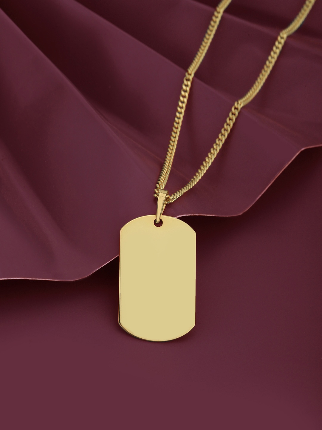 

Carlton London Men 18kt Gold Plated Contemporary Pendant with Chain