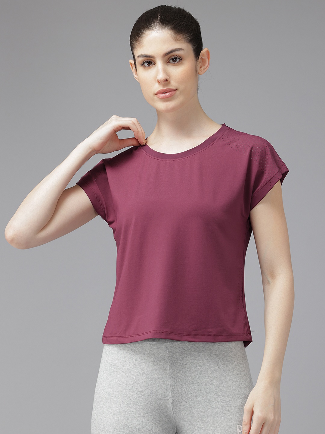 

PERFKT-U Rapid-Dry Extended Sleeves Training T-shirt, Maroon