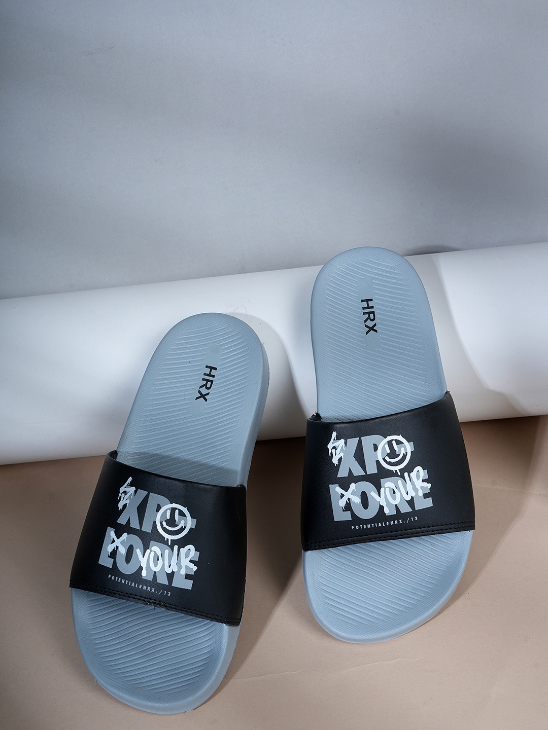

HRX by Hrithik Roshan Men Printed Sliders, Grey