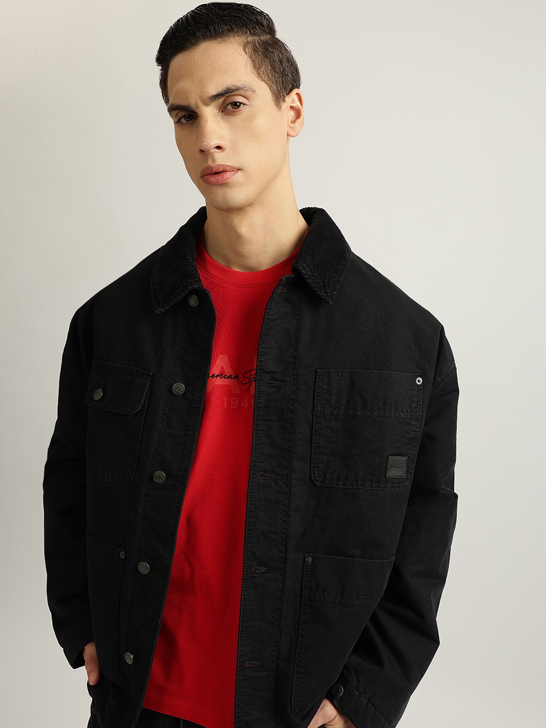 

GANT Men Solid Oversized Pockets Spread Collar Tailored Jacket, Black