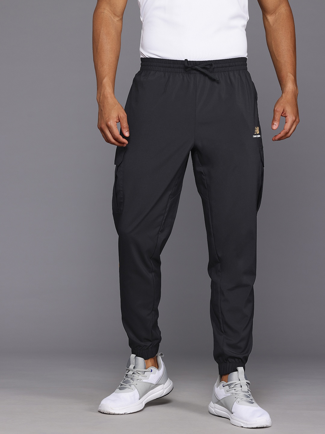 

New Balance Men Moisture-Wicking Running Joggers, Black