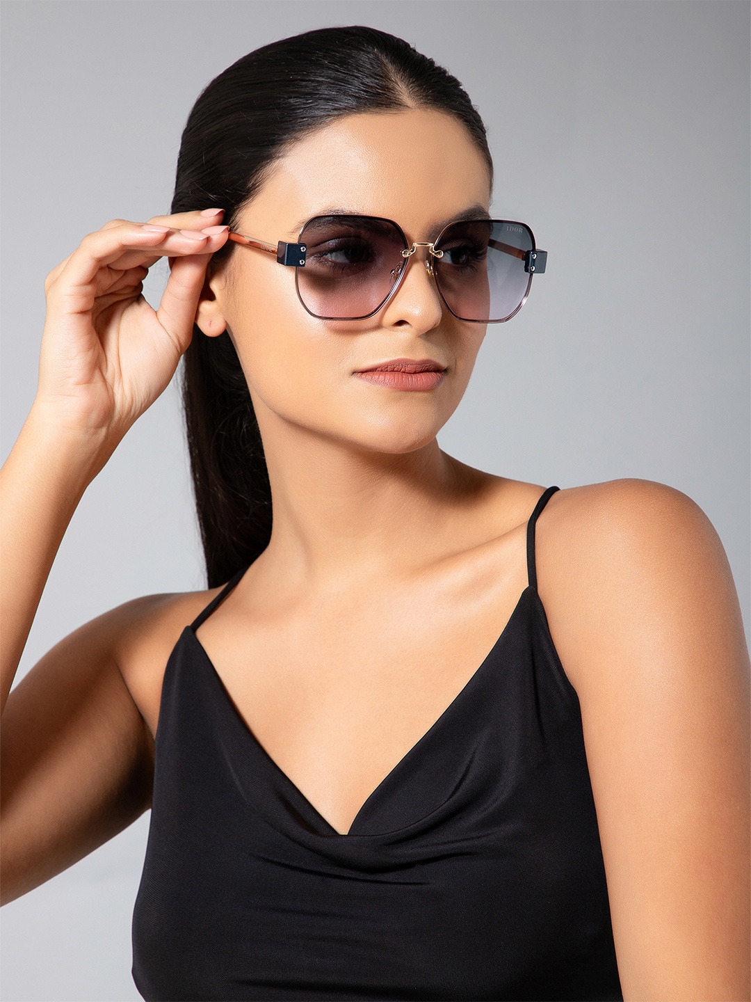 

IDOR Unisex Square Sunglasses with UV Protected Lens, Brown