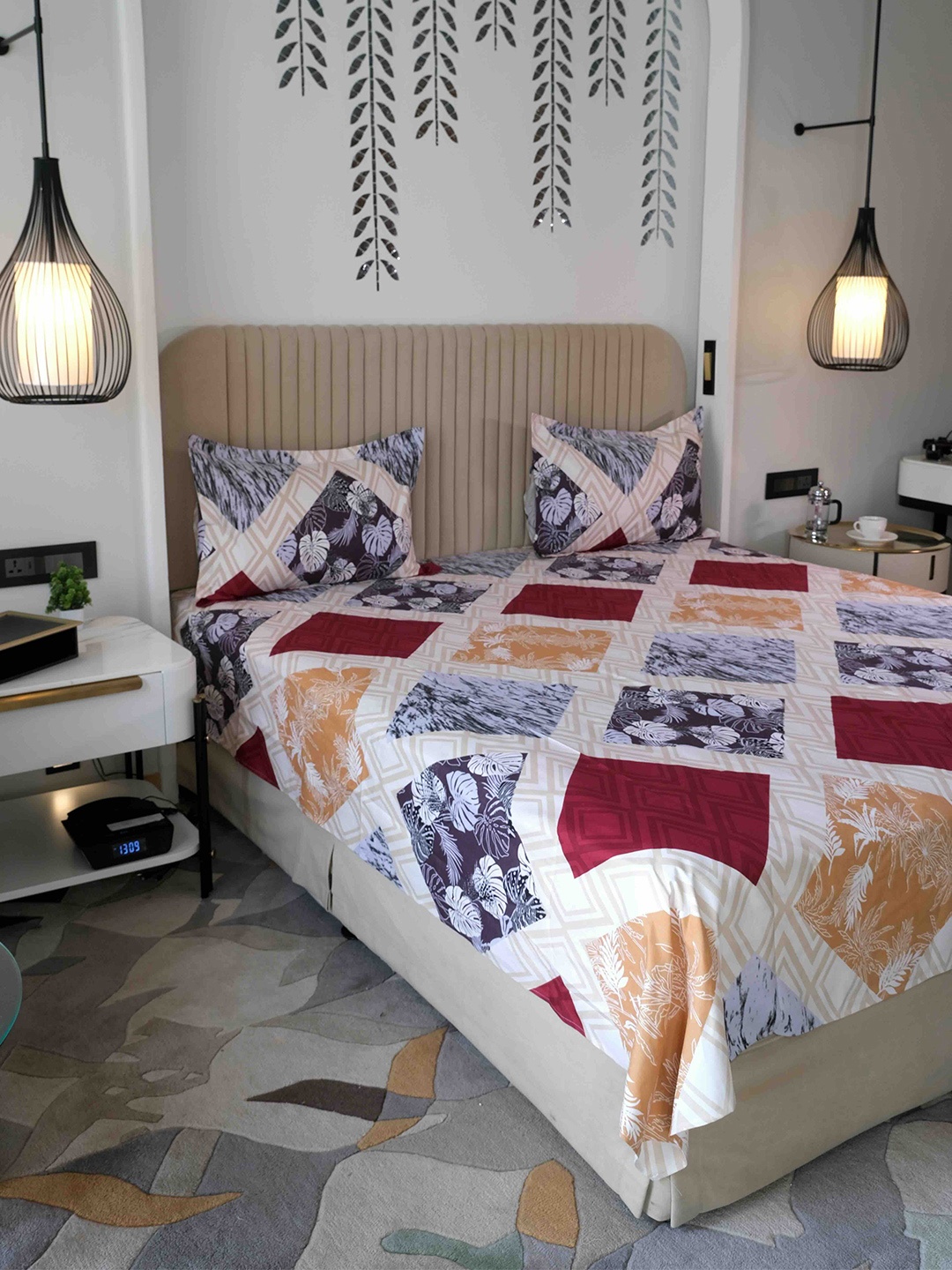 Pure Decor Queen Size Double Bed Bedsheet With 2 Pillow Covers 90in X 100in,228cm X 254cms, White