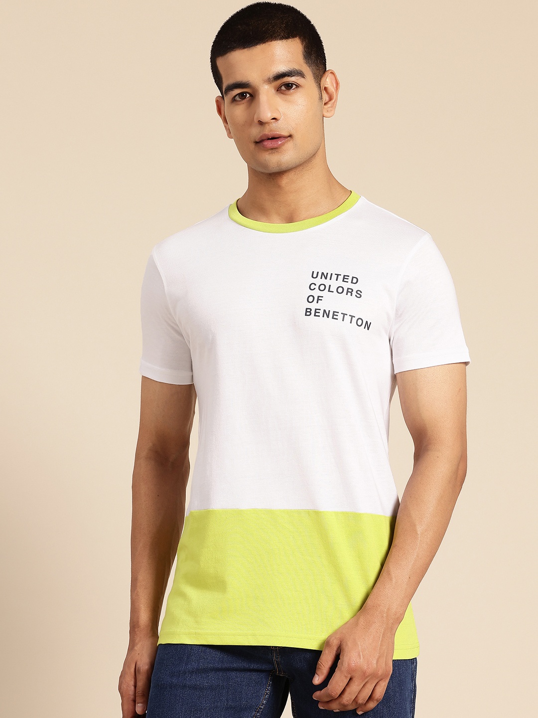 

United Colors of Benetton Colourblocked Regular Fit T-shirt with Brand Logo Detail, White