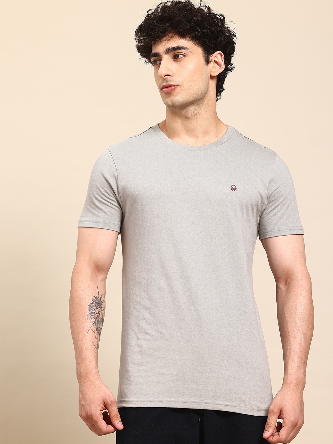 

United Colors of Benetton Basic Round Neck T-shirt, Grey