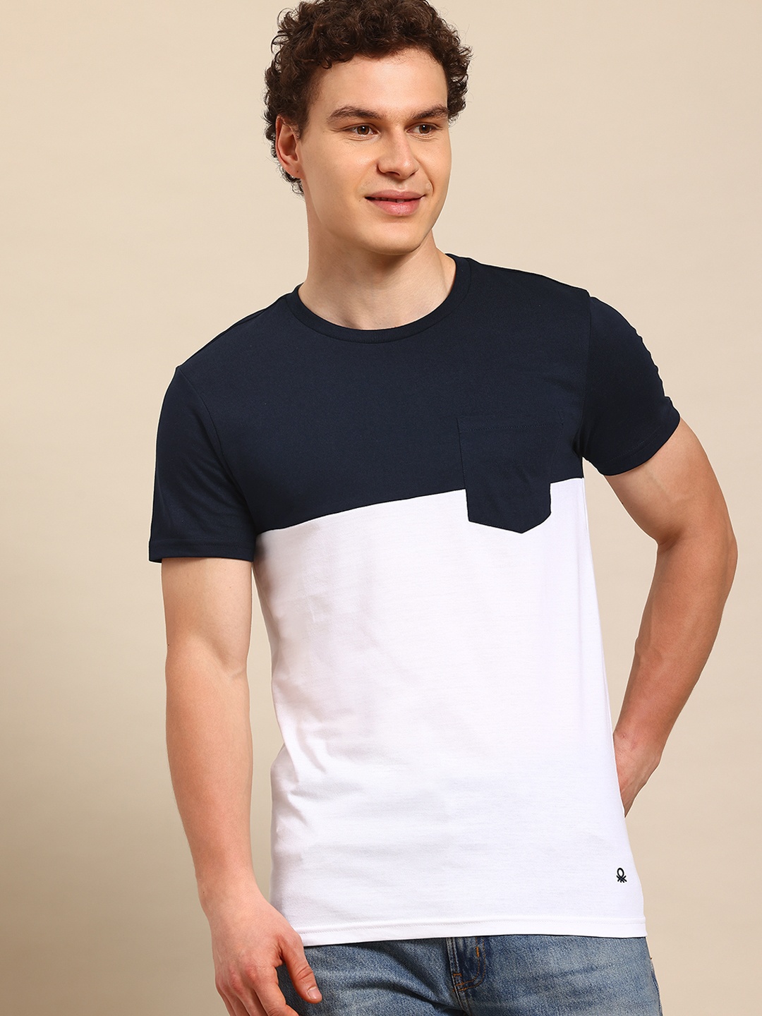 

United Colors of Benetton Colourblocked T-shirt With Chest Pocket Detail, Navy blue