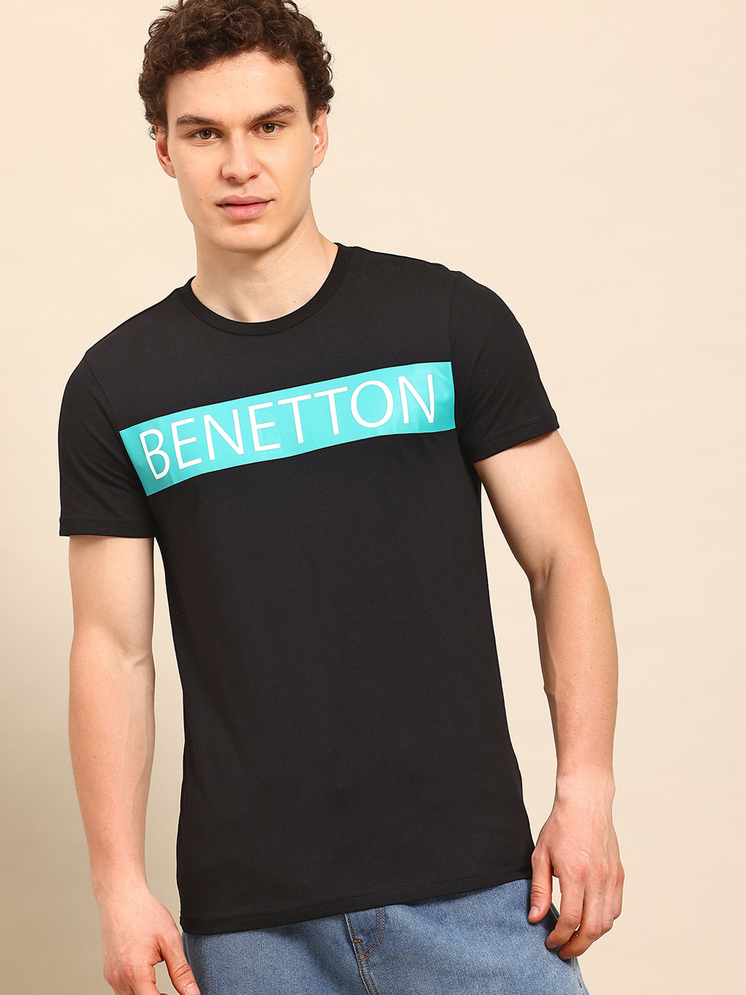 

United Colors of Benetton Printed Regular Fit T-shirt, Black