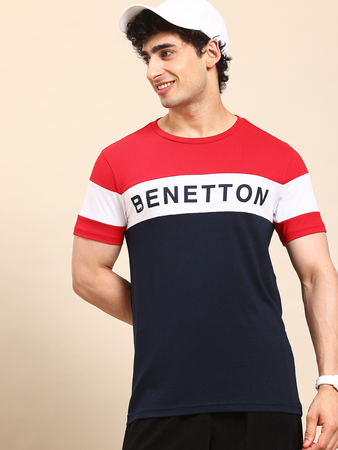 

United Colors of Benetton Colourblocked T-shirt, Navy blue