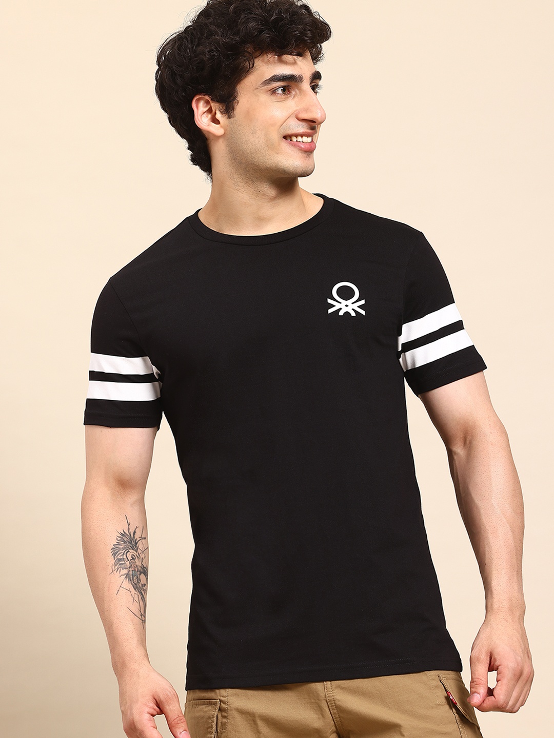 

United Colors of Benetton Striped Detail T-shirt, Black